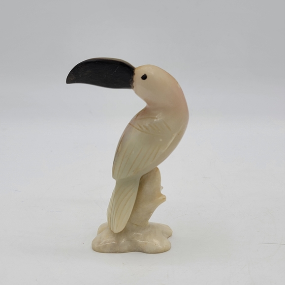 Vintage Carved Stone Toucan Figurine, 1970s Souvenir Collectible - Picture 11 of 11